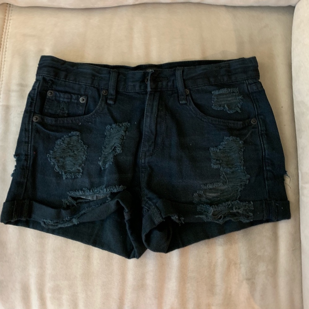 forever 21 distressed black shorts